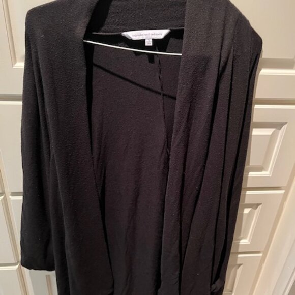 CUPCAKES & CASHMERE SWEATER, LONG SLEVE BLACK - Picture 1 of 1